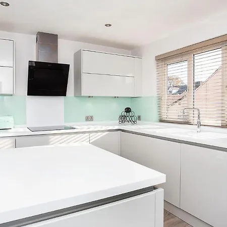 Holgate Lodge- Luxury Apartment, Close To City Centre